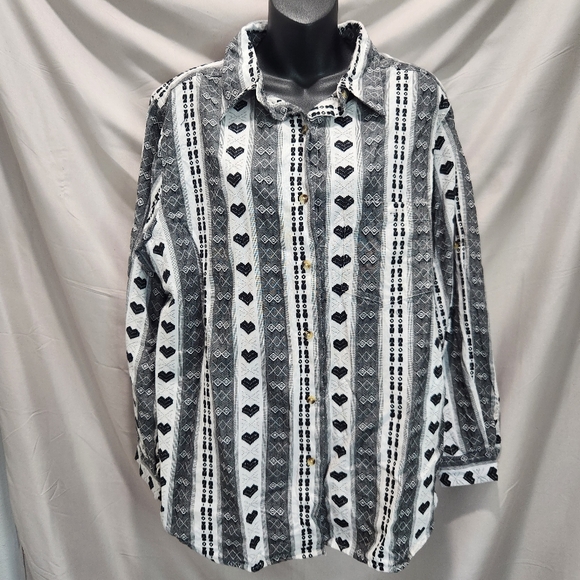 CST Blues Vintage 90s Whimsygoth Black Heart 100% Cotton Button Down Shirt - Picture 1 of 9